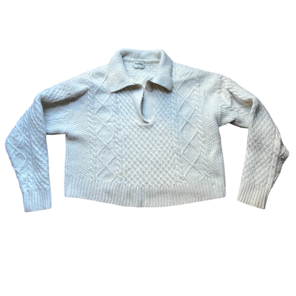 Aritzia Ivory Cable-Knit V-Neck Sweater